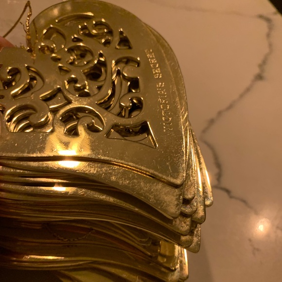 Victoria Secret Gold ornaments - Picture 5 of 7